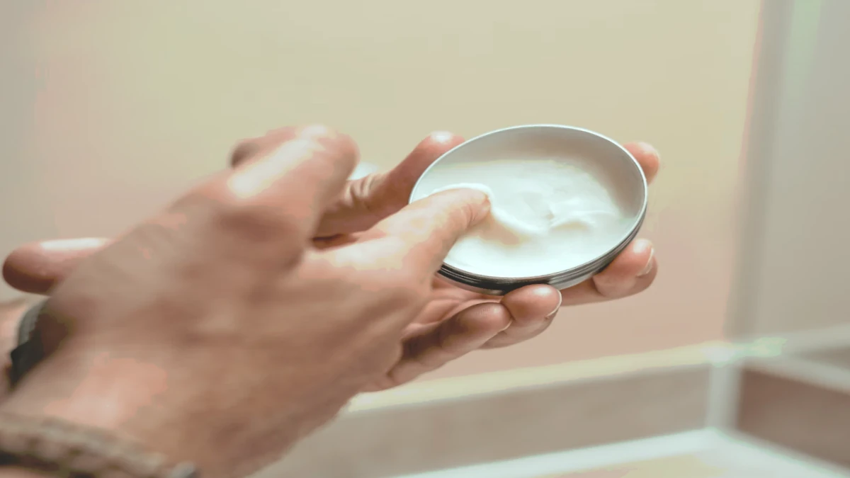 How to Make a Lysine Paste for Cold Sores